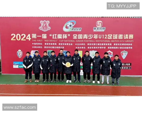 足球联赛的魅力与挑战探讨如何提升球队竞争力与球迷参与度